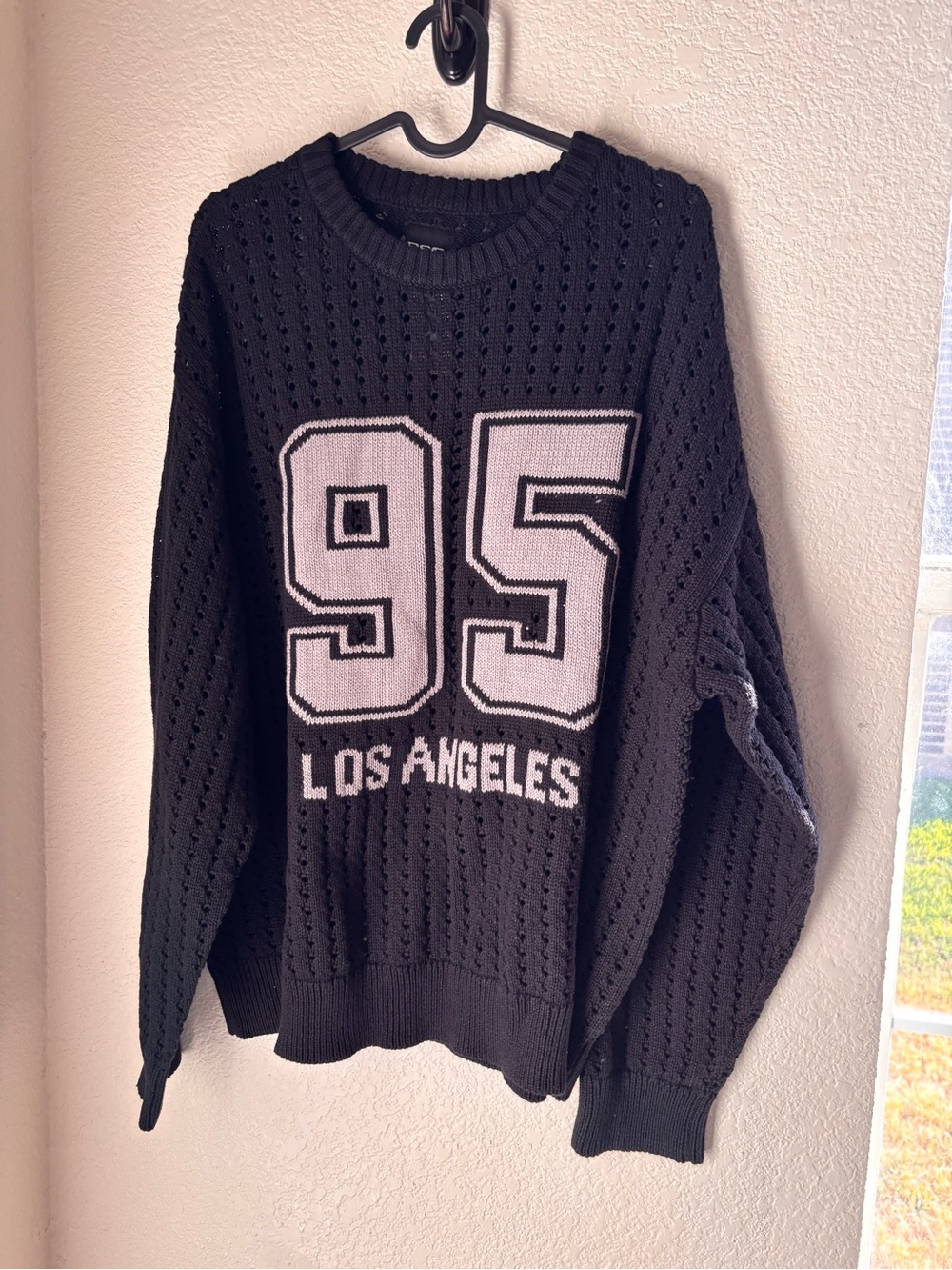 RSQ Men's Black '95 Los Angeles Knit oversized Sweater Small  NWT